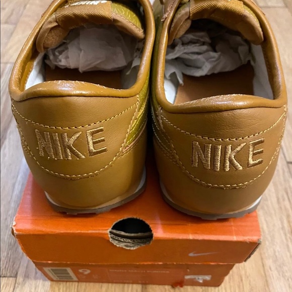 Nike sneakers - Picture 4 of 6